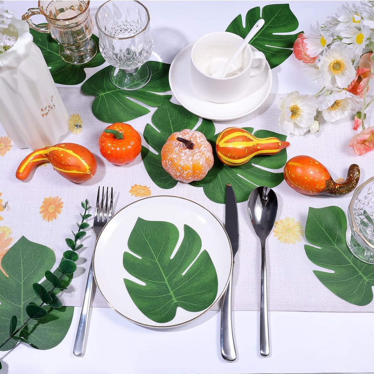 24pcs 6 Inch Artificial Palm Leaves Tropical Leaves Stems Jungle Leaves Hawaiian Luau Party Beach Baby Shower Wedding Birthday Table Decorations